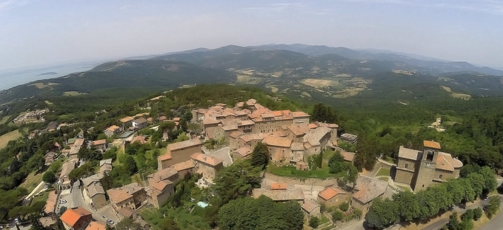 Castel Rigone Lake Trasimeno apartment rentals